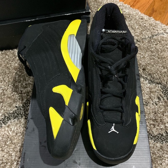 jordan 14 yellow gs